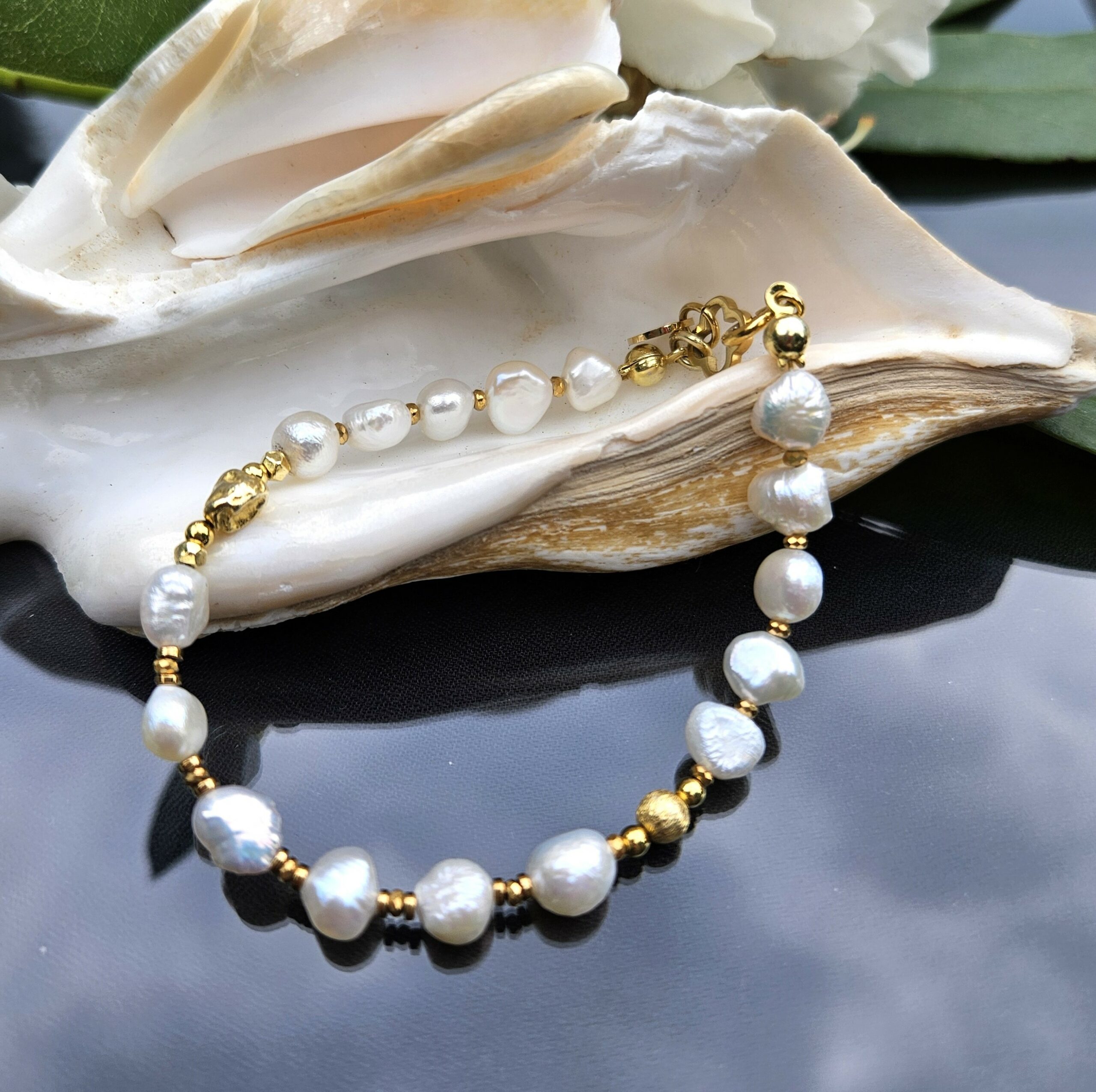 Bransoletka biała perła nieregularna