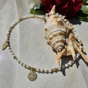 Naszyjnik masa perłowa biała kulka